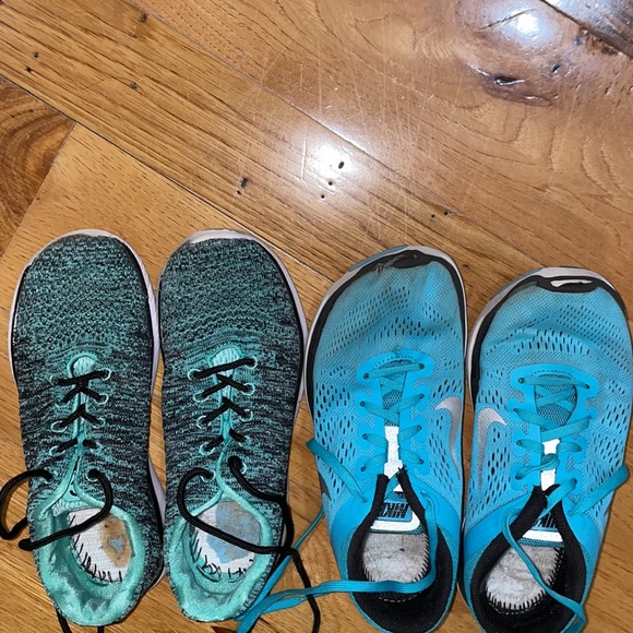 Nike and Champion Kids Sneakers Shoes Bundle - Picture 9 of 11